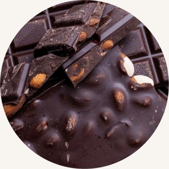 zartbitter mit ganzen mandeln, zartbitterschokolade, bruchschokolade, unverpackt